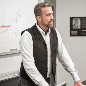 Ea Instructors use both digital and in-person teaching methods.