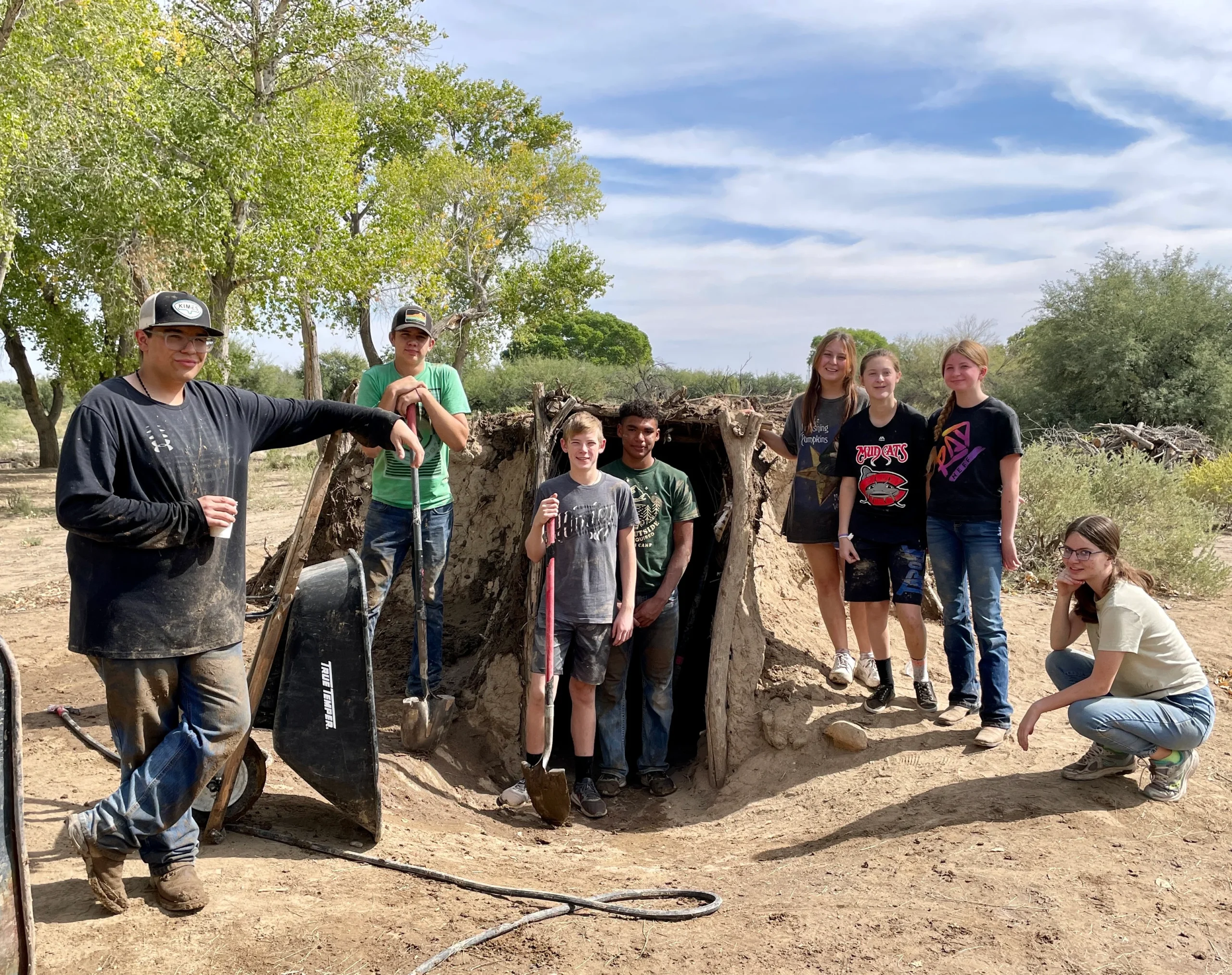 Pima High School National Honor Society students complete service project at EAC’s Discovery Park