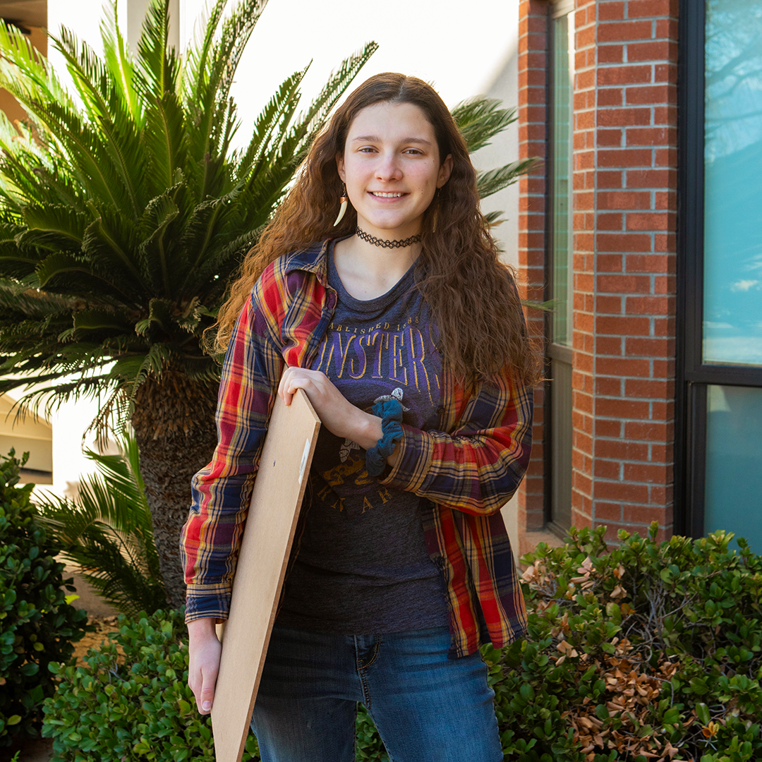 Mazie from St. Johns, AZ | Studying Art