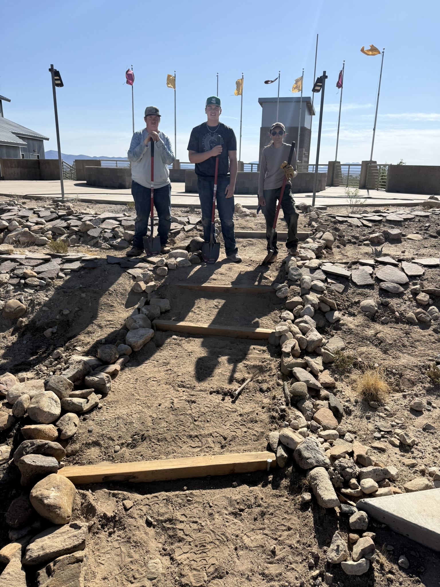 EAC SEAYLS interns help beautify EA Discovery Park