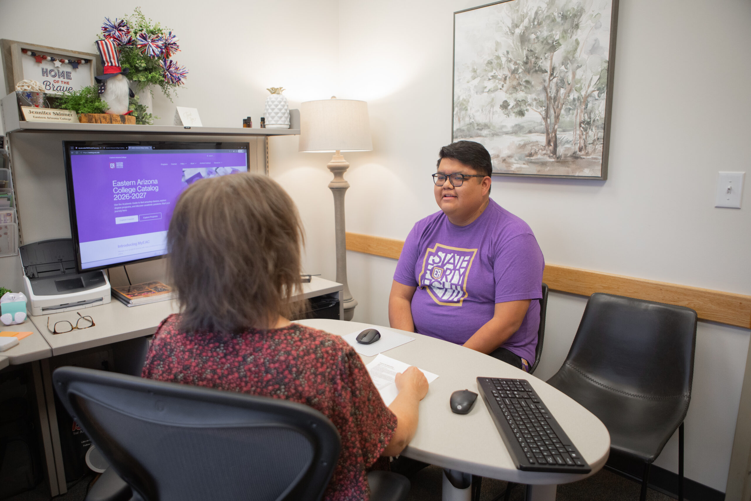 EA student receives assistance with planning out classes